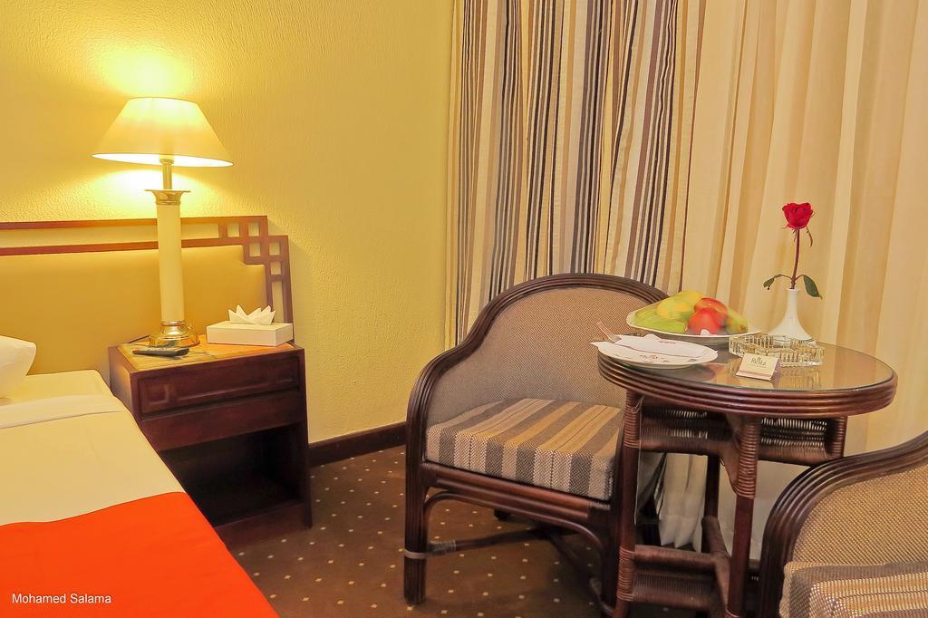 Resta Port Said Hotel Esterno foto